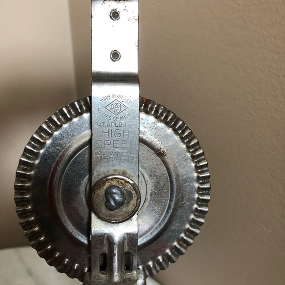 Vintage A&J USA Egg Beater Wooden Handles, Chipped Paint, Farmhouse Kitchen - Picture 6 of 6